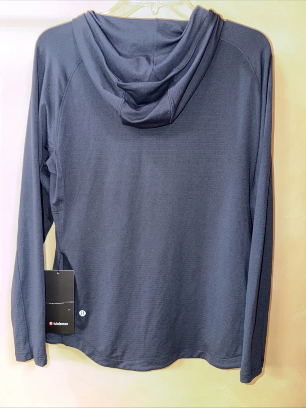 Lululemon License to Train Hoodie Men's Small Blue Stretch Performance Gym $118 - Picture 5 of 7
